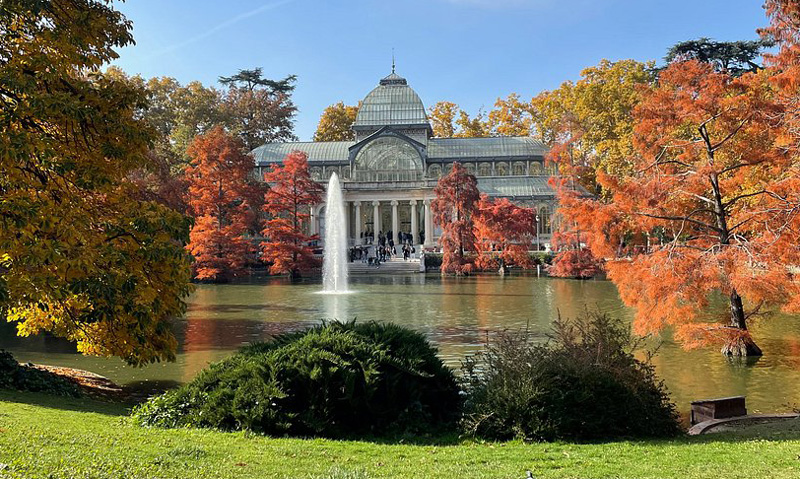 Cristal-Palace-Fall-800 Madrid's Cristal Palace